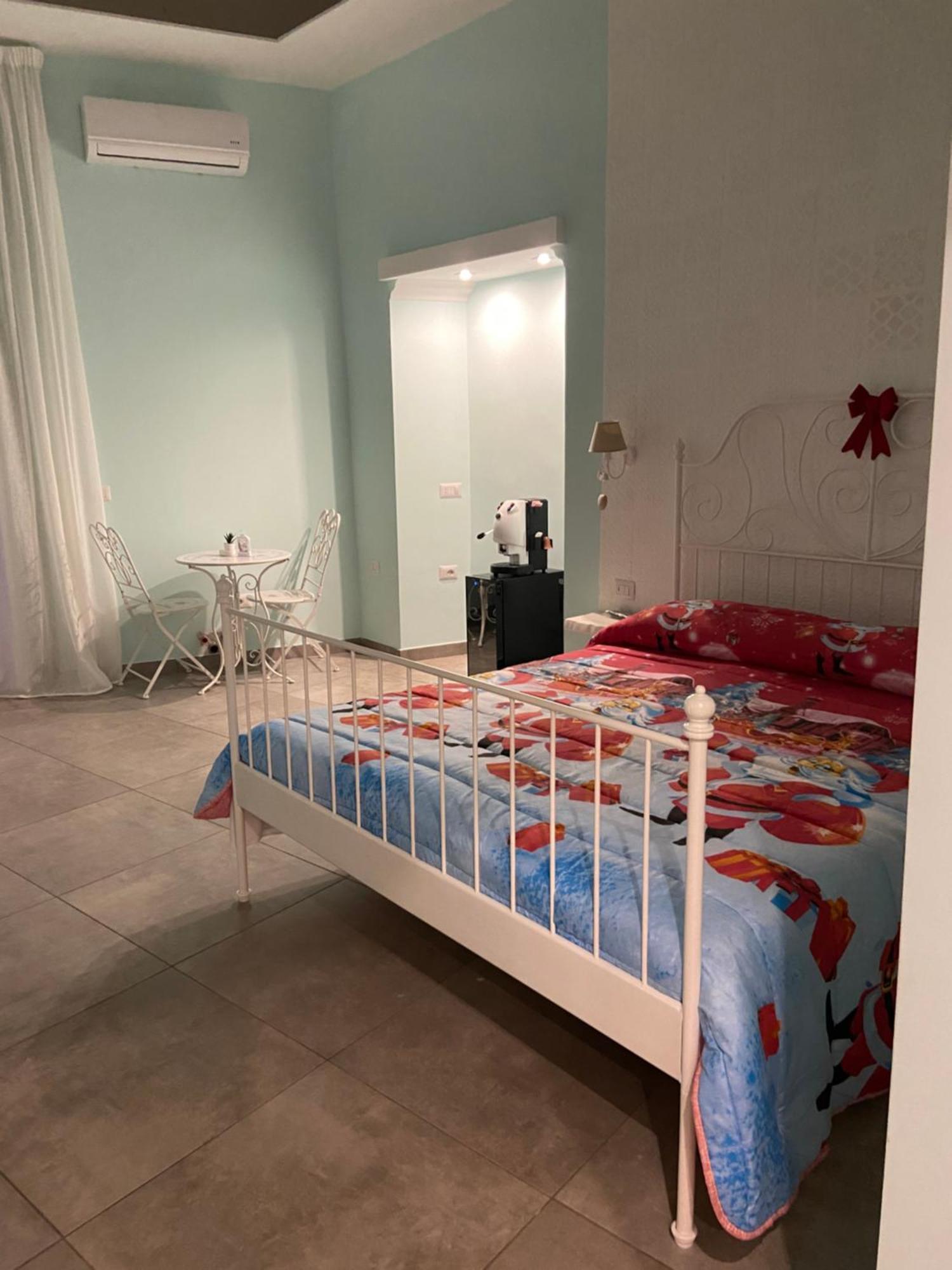 Beb La Gemma Bed & Breakfast Naples Exterior photo